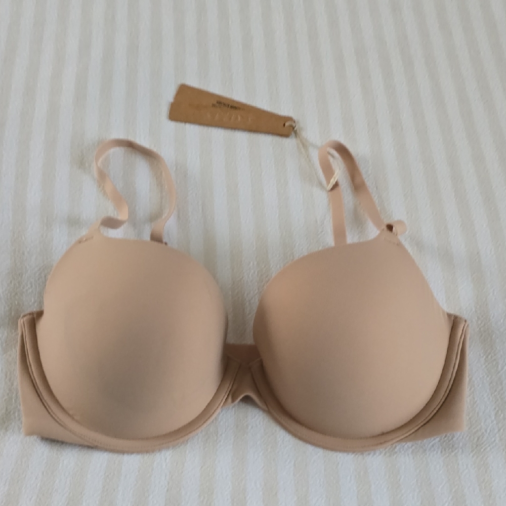 SKIMS Fits Everybody Push Up Demi Bra Size:32D Clay